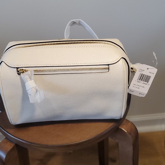 Coach Bennett Crossbody - Picture 4 of 7